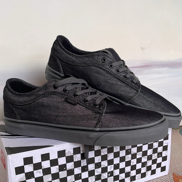 Vans Men’s Skate Chukka Low
Black/Grey/Denim
VN0A4BX45BR
Sneakers - Picture 5 of 16